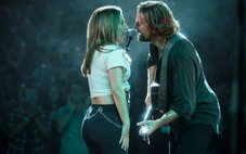 Ca khúc "Shallow" của Lady Gaga & Bradley Cooper: Tình yêu cuốn trôi tất cả