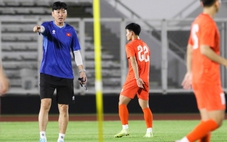 HLV Kim Sang Sik ‘trinh sát’ đối thủ, U23 Việt Nam tăng tốc chuẩn bị gặp Lào