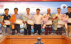 Vinh danh những nghệ sĩ nhiếp ảnh vì 'Hà Nội mát xanh'