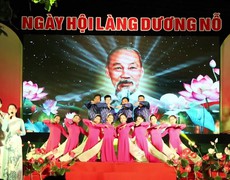 Khai hội “Dương Nỗ - Hành trình Tháng Năm”