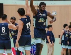 VBA 2025: Đội khách mời V Islanders nhận án phạt nặng