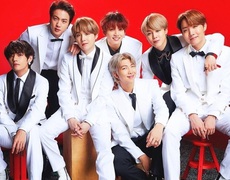 Tin Kpop: Thực hư thông tin BTS khởi kiện Big Hit, JYP ra thông báo về sự an toàn của Nayeon (TWICE)