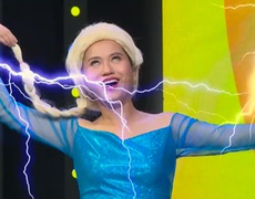 Lâm Vỹ Dạ hóa thân thân thành Elsa lầy lội nhất showbiz
