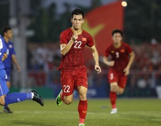 Tiến Linh tỏa sáng giúp U22 Việt Nam hòa U22 Thái Lan