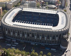 Real Madrid biến sân Bernabeu thành nơi tập kết thiết bị y tế chống COVID-19