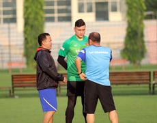 Nếu Văn Lâm không dự AFF Cup, thầy Park sẽ lựa chọn ai thay thế?