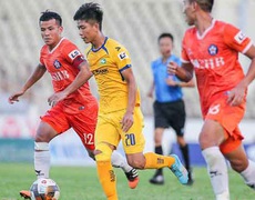 Bàn thắng và Highlight Nam Định 3-0 SLNA: Ánh sáng cuối đường hầm
