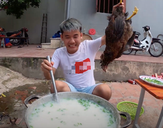 Cần làm gì trước vấn nạn 'câu view' phản cảm của nhiều Youtuber Việt?