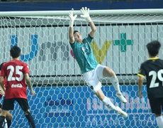 Đặng Văn Lâm có cạnh tranh nổi vị trí thủ môn số 1 CLB Nhật Bản Cerezo Osaka?