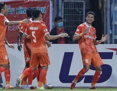 Highlights Hà Nội 0-1 Bình Định: Đội bóng Thủ đô thi đấu bế tắc