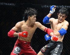 Võ sĩ Nguyễn Trần Duy Nhất giành chiến thắng knock-out tại bán kết MMA 2022