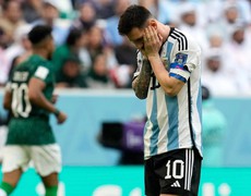 Messi gây thất vọng trong ngày Argentina thất bại trước Ả Rập Xê Út