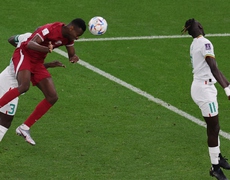 Qatar 1-3 Senegal: Qatar dừng bước dù ghi bàn thắng lịch sử
