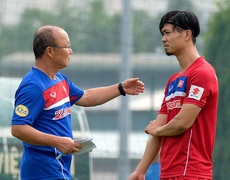 VIDEO AFF Cup ngày 14/12: HLV Park Hang Seo muốn gọi Công Phượng dự AFF Cup 2022