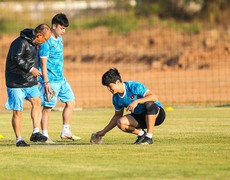 VIDEO AFF Cup ngày 19/12: Đội tuyển Việt Nam gặp sự cố hy hữu khi tập luyện

