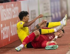 VIDEO AFF Cup ngày 28/12: Tranh cãi phạm lỗi của Văn Hậu, báo Indonesia mong VAR sớm có ở AFF Cup