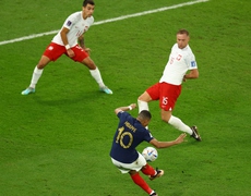 Pháp 3-1 Ba Lan: Mbappe nhấn chìm Ba Lan đưa Pháp vào tứ kết World Cup 2022