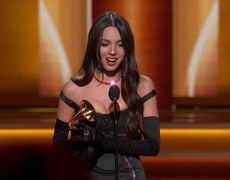 Grammy 2022 nhiều khoảnh khắc ấn tượng