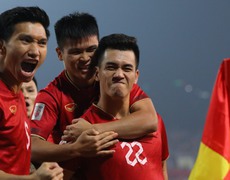 Video AFF Cup ngày 10/1: Liên đoàn bóng đá châu Á vinh danh tiền đạo Tiến Linh