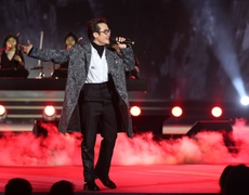 Showbiz Việt 25/2: Đen Vâu bất ngờ xuất hiện trong live concert Hà Anh Tuấn; Nhan sắc của Hoa hậu Khánh Vân ở tuổi 28