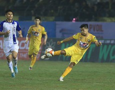 Highlight Thanh Hóa 0-0 Sông Lam Nghệ An: Phung phí cơ hội, chủ nhà bị cầm hòa
