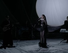 Showbiz Việt 25/3: Bùi Lan Hương tổ chức liveshow đầu tiên; Tiến sĩ Tân Nhàn 'xông đất' Con đường âm nhạc 2023