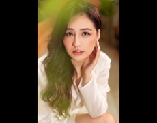 Showbiz Việt 2/5: Mai Phương Thúy mặc đồ tôn eo đập tan tin đồn bí mật sinh con; Bộ sưu tập váy ngắn tôn dáng của vợ Lý Hải