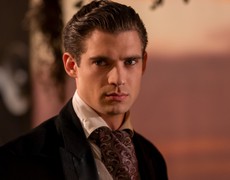 Nhan sắc hút hồn của nam diễn viên David Corenswet sẽ vào vai Superman