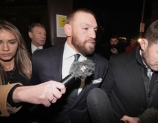 McGregor lần thứ hai bị kiện vì tấn công tình dục 