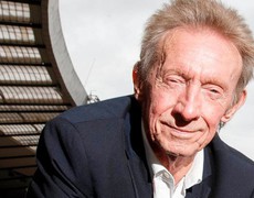 Huyền thoại Denis Law qua đời ở tuổi 84: Biểu tượng của MU và bóng đá Scotland qua đời
