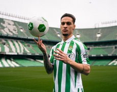 TIN CHUYỂN NHƯỢNG 26/1: Antony ra mắt CLB Betis, MU ký hợp đồng với tài năng người Anh trị giá 83 triệu bảng