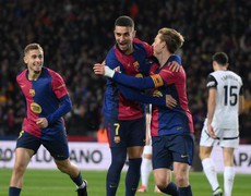 TIN BÓNG ĐÁ 27/1: Barca đánh bại Valencia với tỷ số khó tin
