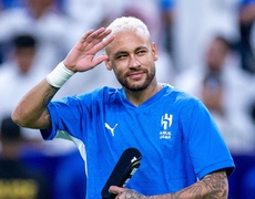TIN CHUYỂN NHƯỢNG 28/1: Neymar quyết định hồi hương, HLV Luis de la Fuente dẫn dắt Tây Ban Nha đến năm 2028