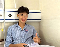 Tiền vệ trẻ Nguyễn Văn Trường cần 8 tháng để hồi phục chấn thương