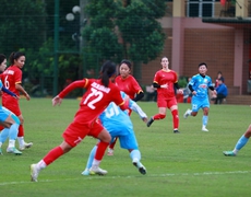 Đội tuyển nữ Việt Nam thua ngược đội bóng của Huỳnh Như 