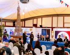 Gặp gỡ những nhiếp ảnh gia làm nên Giao điểm Việt Nam