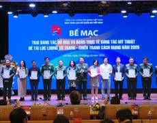 Gần 100 tác phẩm và phác thảo tranh ra đời từ Trại sáng tác về đề tài lực lượng vũ trang