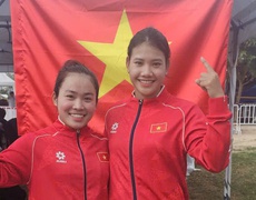 Nguyễn Thị Hương tỏa sáng, cùng đồng đội giành HCV thứ 2 môn canoe