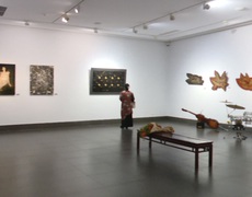 'Có gì bên kia ô cửa':  Không gian đối thoại về giới nữ và những vùng nội tâm