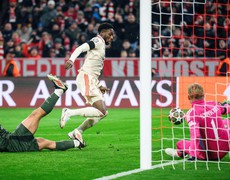 Tin bóng đá 19/2: AC Milan bị loại cay đắng, Davies hóa người hùng giúp Bayern đi tiếp, Benfica đoạt ‘vé vàng’ Cúp C1 châu Âu