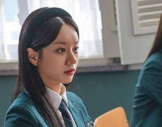 Xem phim mới Friendly Rivalry của Hyeri ở đâu?