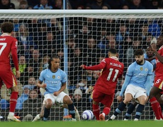Tin bóng đá: Salah tỏa sáng, nhấn chìm Man City; Siêu phẩm sút xa đẹp mắt của Modric