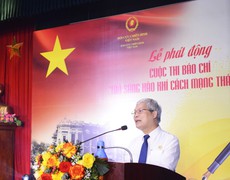 Phát động cuộc thi báo chí “Tỏa sáng hào khí Cách mạng tháng 8”