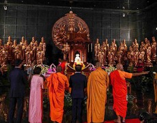 Cung nghinh xá lợi Phật Thích Ca Mâu Ni trên núi Bà Đen