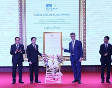 UNESCO trao Bằng công nhận Công viên địa chất toàn cầu Lạng Sơn