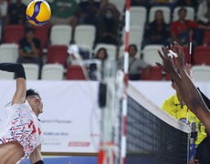 Tuyển bóng chuyền nam Việt Nam thắng kịch tính Thái Lan tại SEA V.League 2025