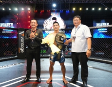 LION Championship 25: Võ sĩ Trần Ngọc Lượng đánh bại Lê Văn Tuần giành đai vô địch hạng 60kg