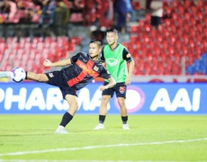 HLV Kim Sang Sik triệu tập tiền vệ Việt kiều Bulgaria lên đội tuyển U23 Việt Nam