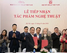 Tiếp nhận bộ sưu tập 1.000 tác phẩm giá trị hàng trăm tỷ của họa sĩ nhiều thế hệ