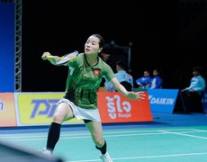 Nguyễn Thùy Linh dừng bước ở tứ kết Indonesia Masters